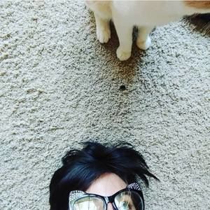 Meet your Posher, Laura